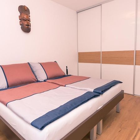 Senator Flats - Paulus Apartment Виена Екстериор снимка