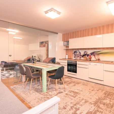 Senator Flats - Paulus Apartment Виена Екстериор снимка