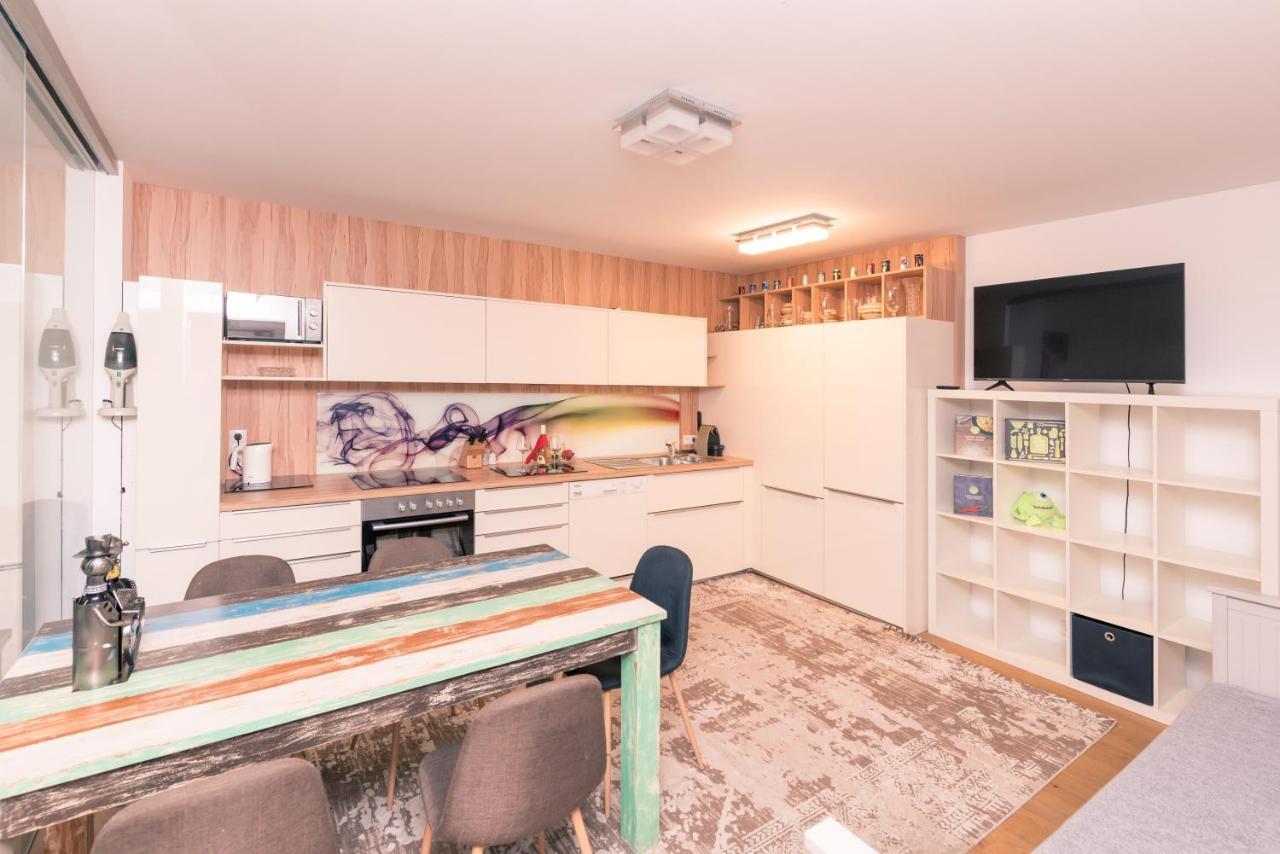 Senator Flats - Paulus Apartment Виена Екстериор снимка