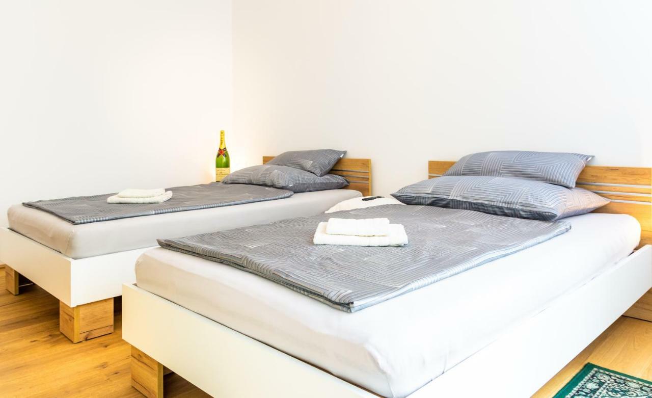 Senator Flats - Paulus Apartment Виена Екстериор снимка